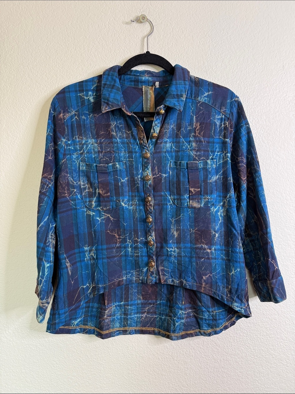 Aratta Silent Journey plaid hi low button down blouse medium EUC